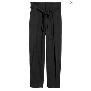 H&M - PAPERBAG PANTS WITH TIE BELT
